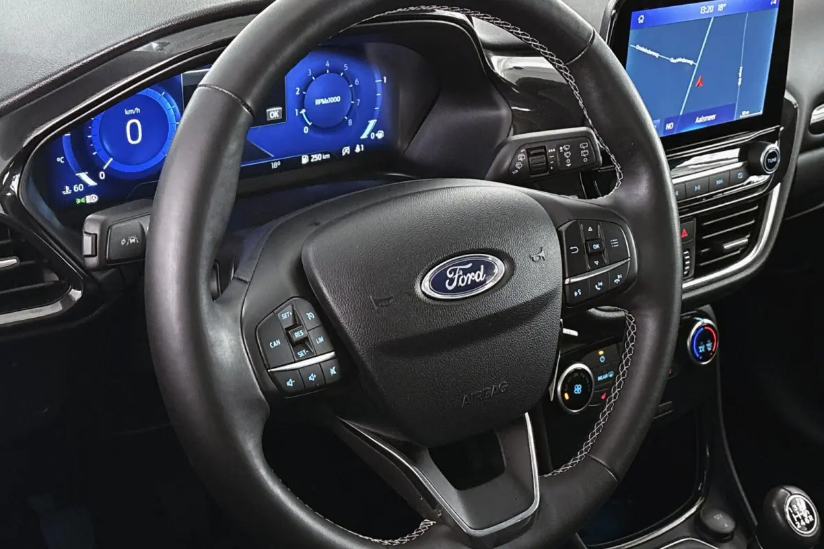 1.0 EcoBoost Titanium Stoel-Stuur-Voorruitverwarming Apple CarPlay