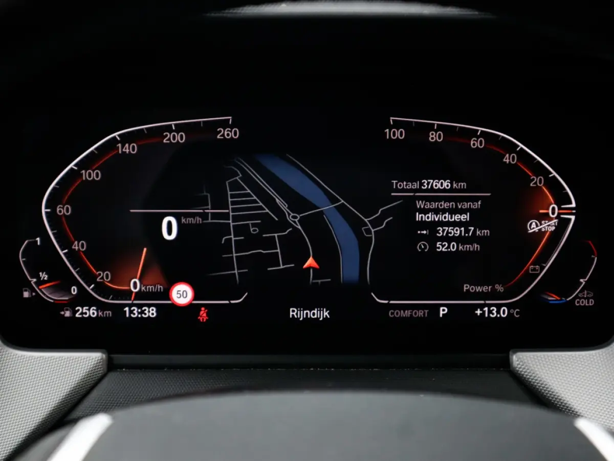 118i Business Edition 1e-Eig. & Dealer-Onderh. BOVAG-Garantie. NL-Auto.