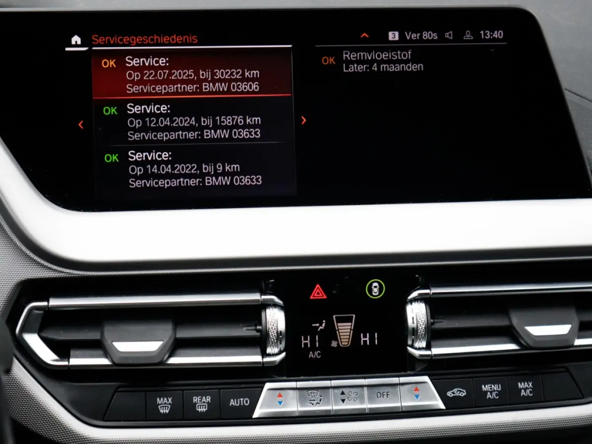 118i Business Edition 1e-Eig. & Dealer-Onderh. BOVAG-Garantie. NL-Auto.
