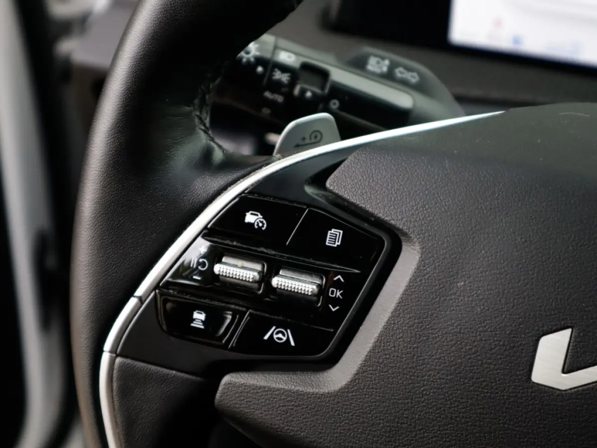 Plus 77.4 kWh 1e-Eig. & Dealer-Onderh. BOVAG-Garantie. NL-Auto.