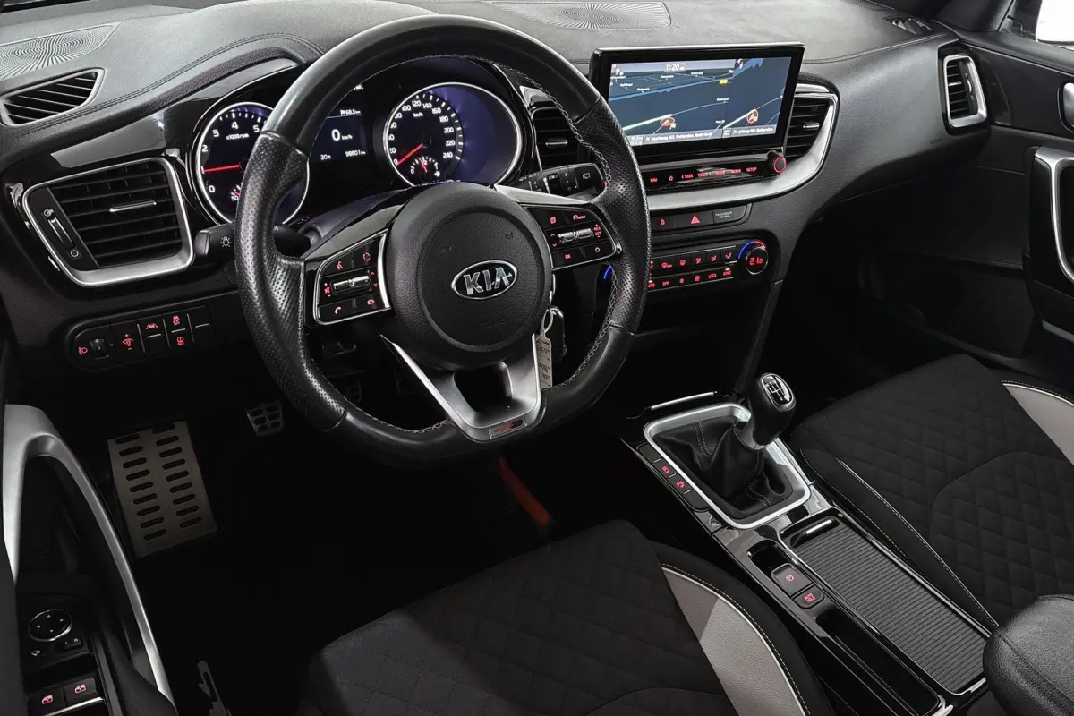 1.0 T-GDI GT-Line Edition Camera Navi Clima