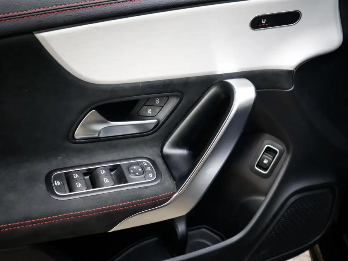 250 e AMG Line 1e-Eig. & Dealer-Onderh. BOVAG-Garantie. NL-Auto.