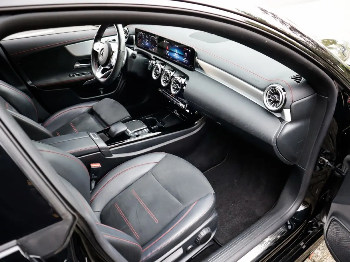 250 e AMG Line 1e-Eig. & Dealer-Onderh. BOVAG-Garantie. NL-Auto.