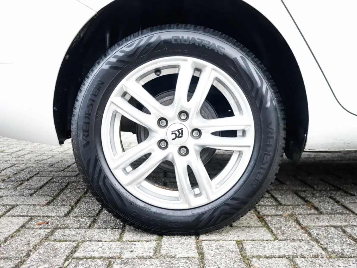 1.0 TSI Ambition 1e-Eig. & Keurig-Onderh. BOVAG-Garantie. NL-Auto.