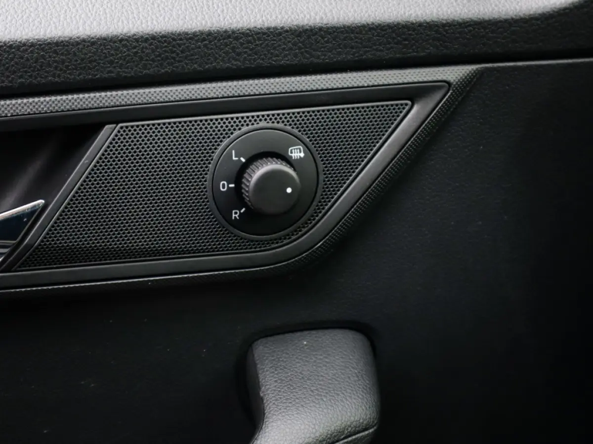 1.0 TSI Ambition 1e-Eig. & Keurig-Onderh. BOVAG-Garantie. NL-Auto.