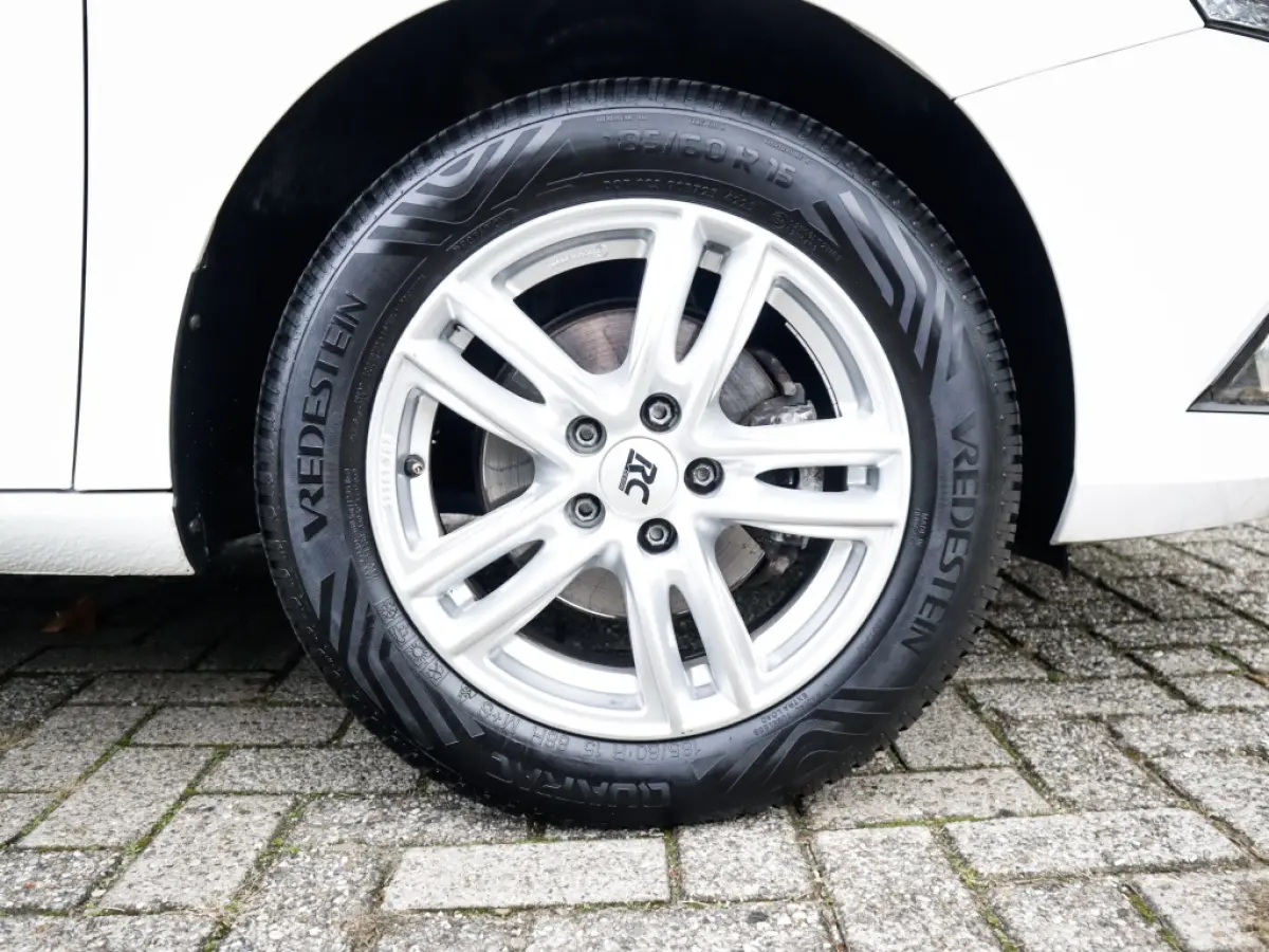 1.0 TSI Ambition 1e-Eig. & Keurig-Onderh. BOVAG-Garantie. NL-Auto.