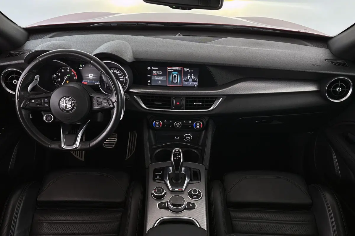 2.0T 280pk AWD Veloce Carplay Adaptieve Cruise Leder Memory