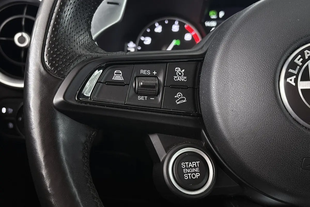 2.0T 280pk AWD Veloce Carplay Adaptieve Cruise Leder Memory