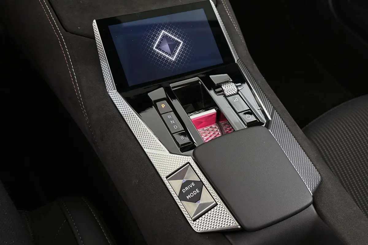 E-Tense Performance Line Panoramadak Camera Climate Control Apple Carplay