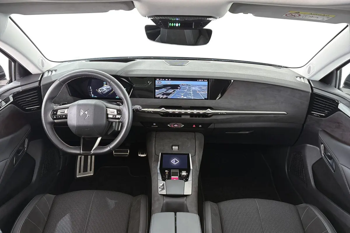 E-Tense Performance Line Panoramadak Camera Climate Control Apple Carplay
