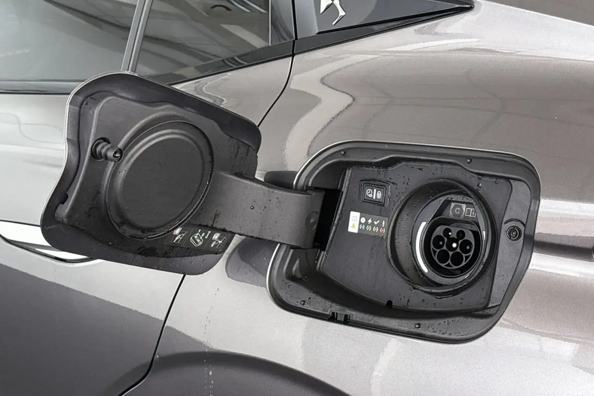 E-Tense Performance Line Panoramadak Camera Climate Control Apple Carplay