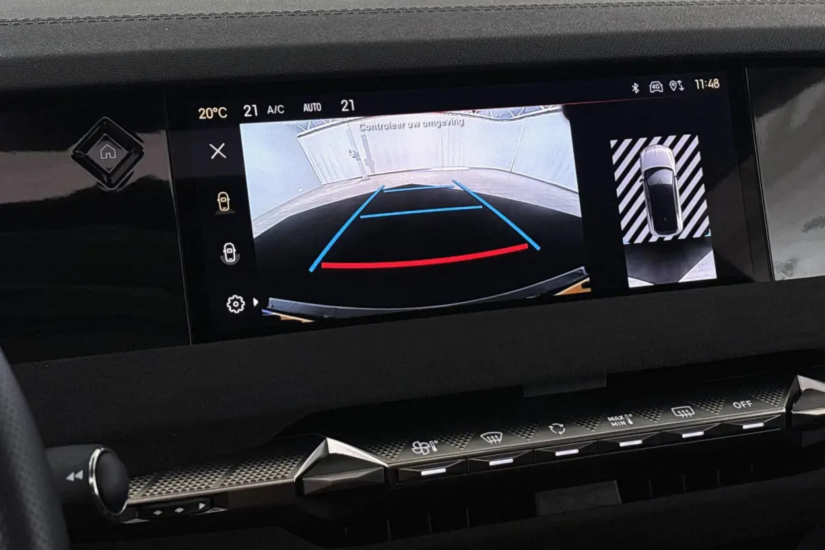 E-Tense Performance Line Panoramadak Camera Climate Control Apple Carplay