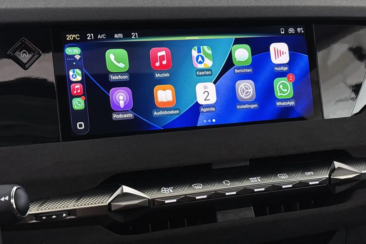 E-Tense Performance Line Panoramadak Camera Climate Control Apple Carplay