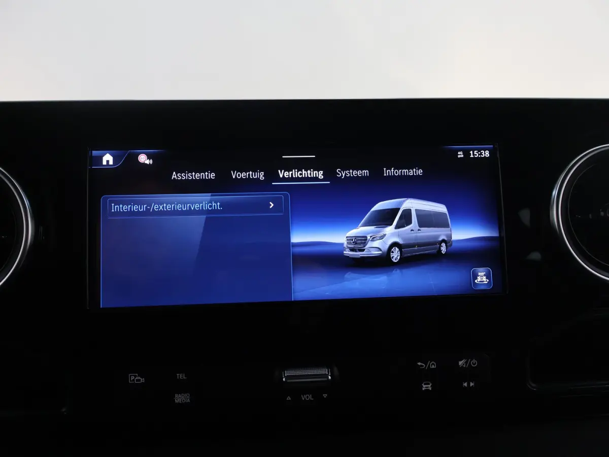 317 CDI | Aut. | L2 H1 | Dubbele Cabine | Trekhaak | Parkeercamera | Cruise Control | 5-Zits | Certified