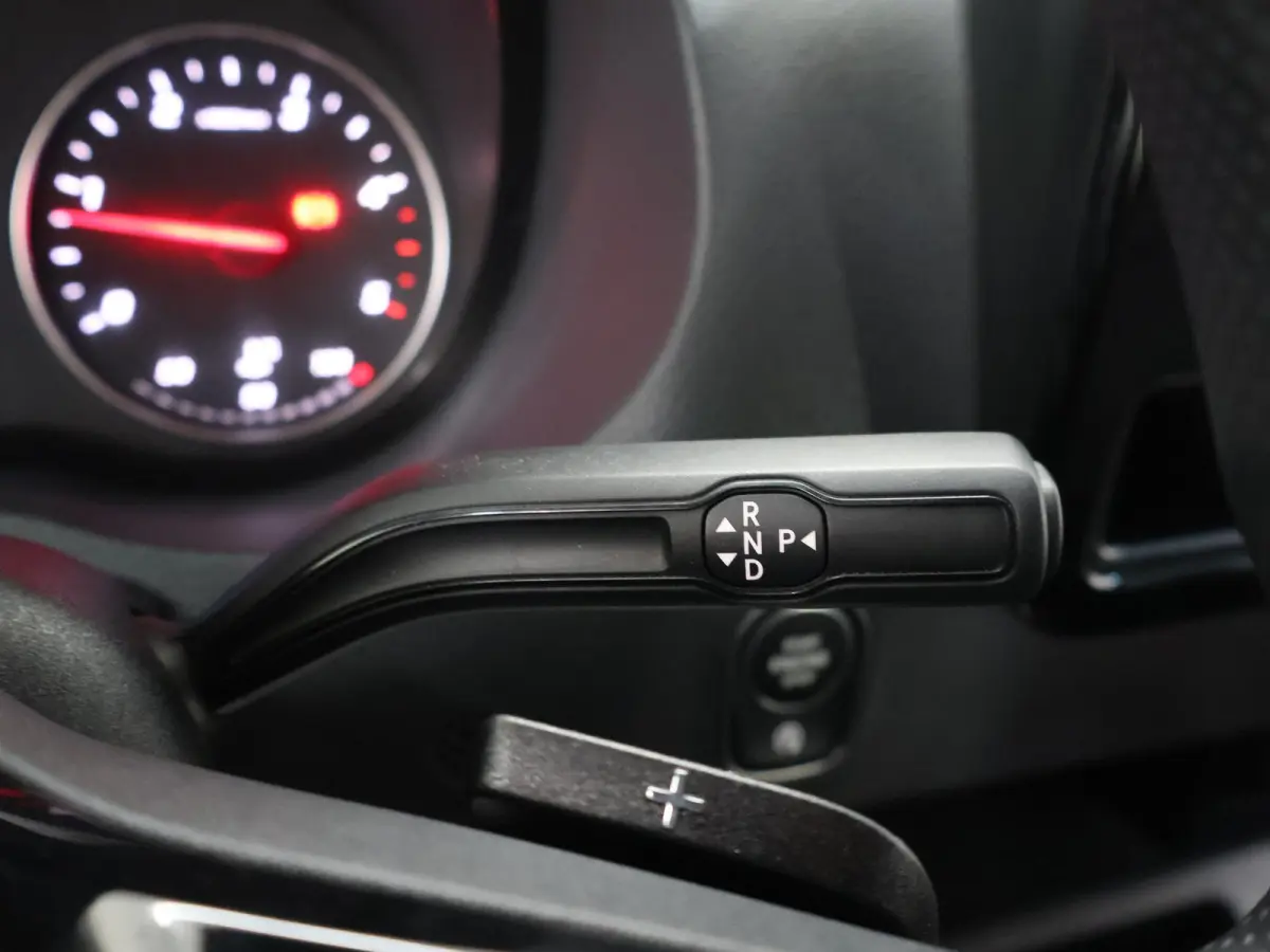 317 CDI | Aut. | L2 H1 | Dubbele Cabine | Trekhaak | Parkeercamera | Cruise Control | 5-Zits | Certified