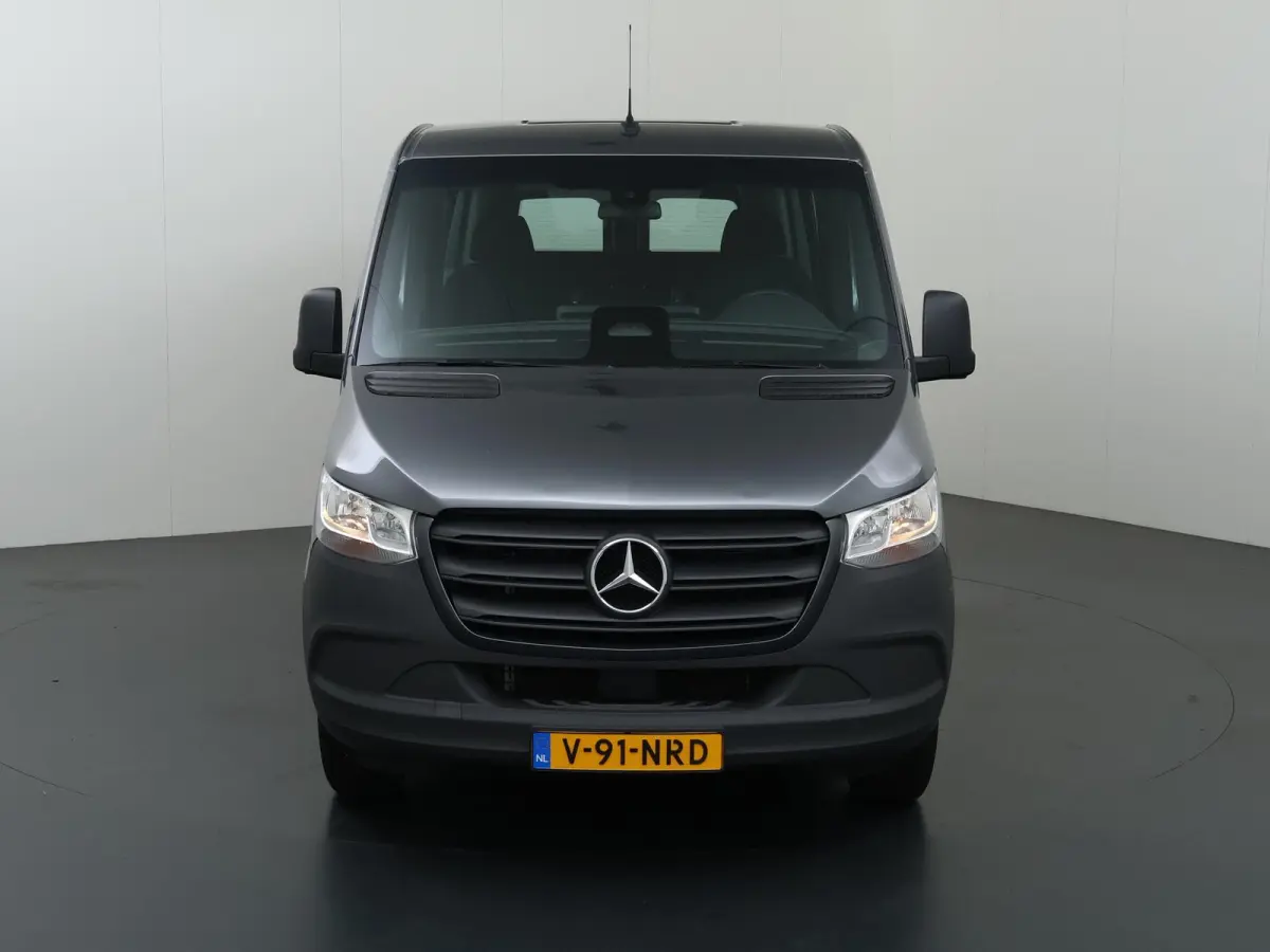 317 CDI | Aut. | L2 H1 | Dubbele Cabine | Trekhaak | Parkeercamera | Cruise Control | 5-Zits | Certified
