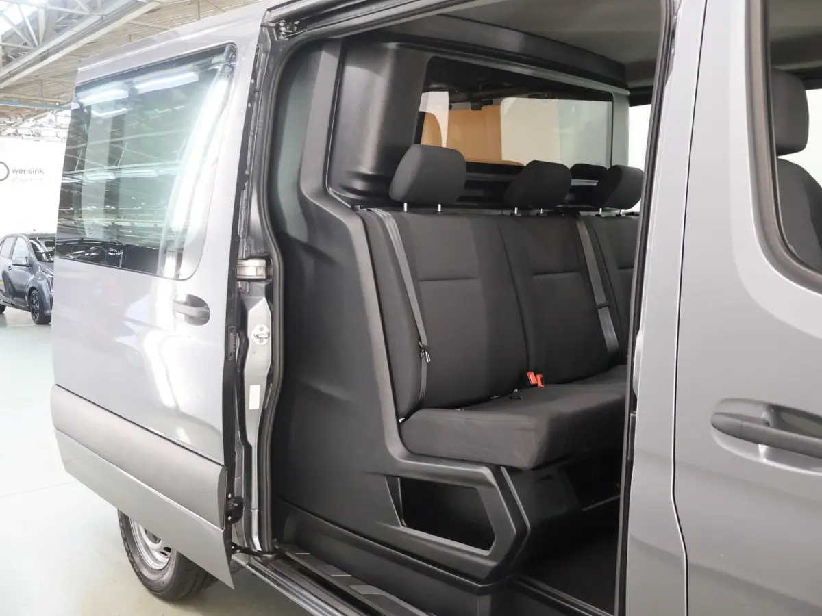 317 CDI | Aut. | L2 H1 | Dubbele Cabine | Trekhaak | Parkeercamera | Cruise Control | 5-Zits | Certified
