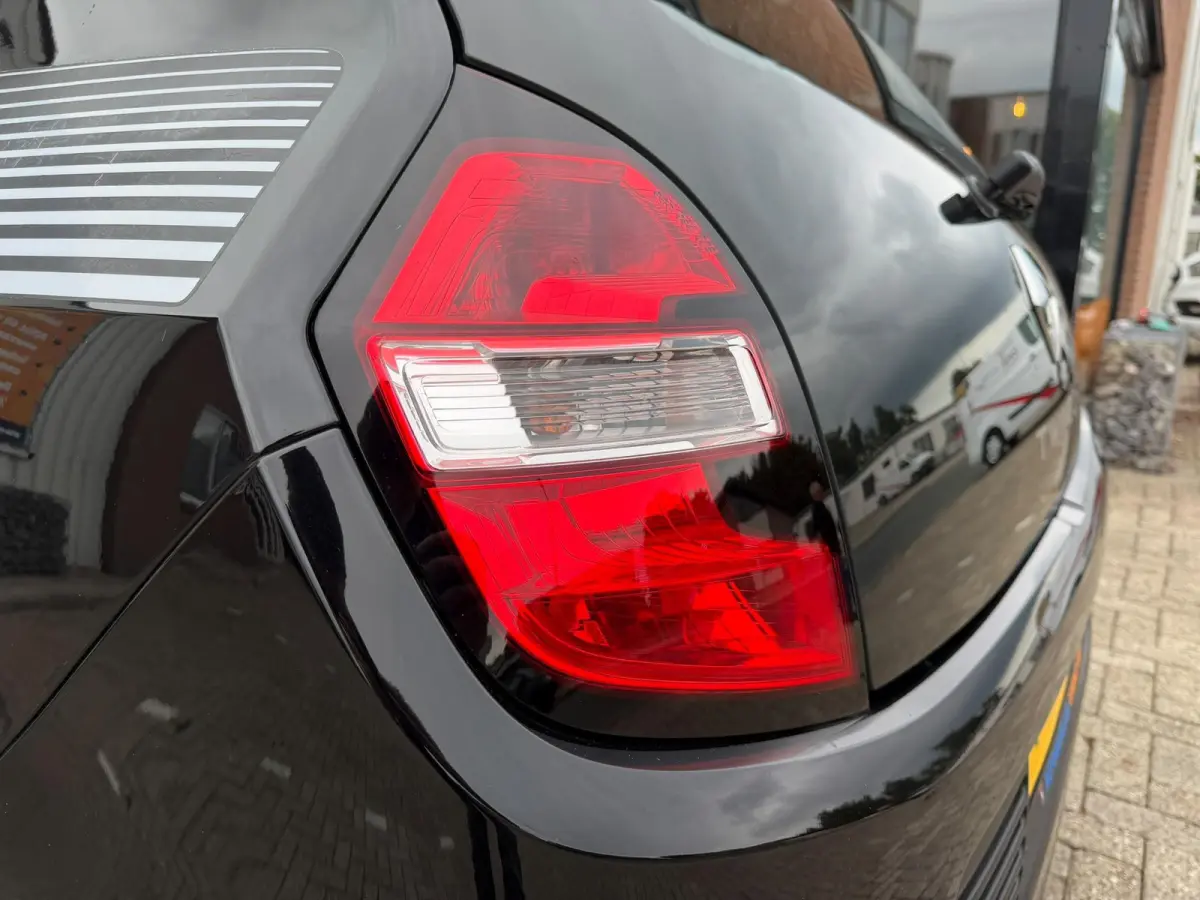 1.0 SCe Collection | SLECHTS 49.857 KM | 1E EIGENAAR | AIRCO | ELEK.PAKKET | SPOILER |