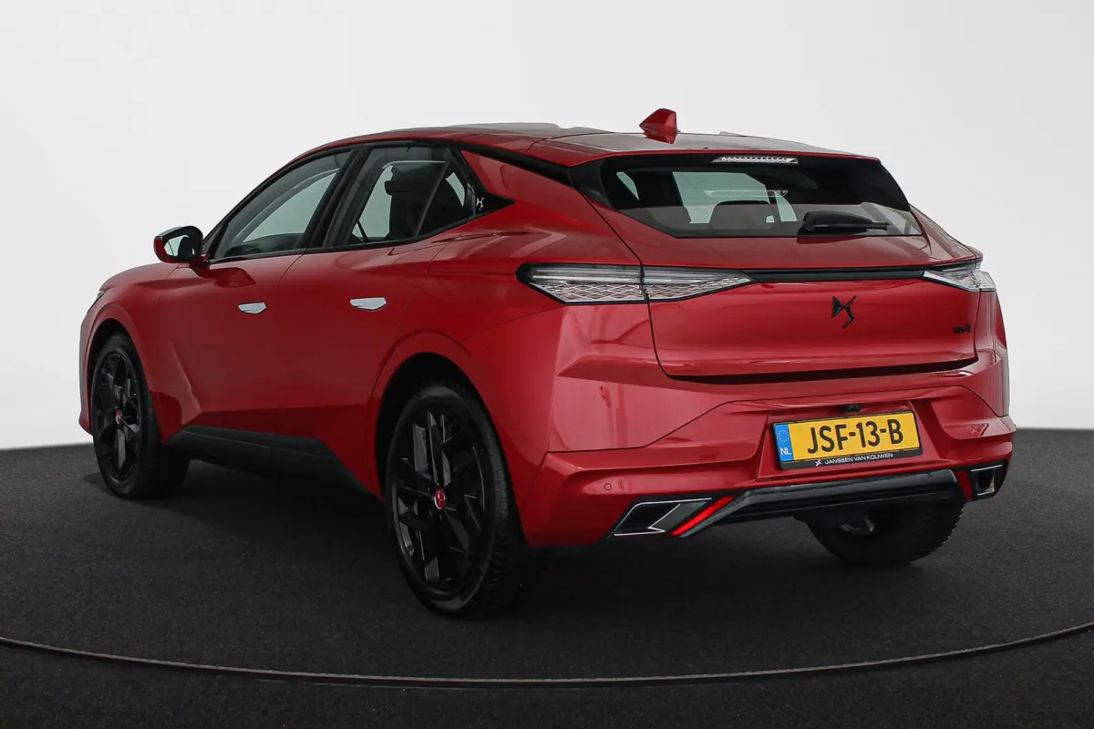 1.2 PureTech Performance Line Automaat Stoel-Stuurverwarming Apple CarPlay All Season Banden