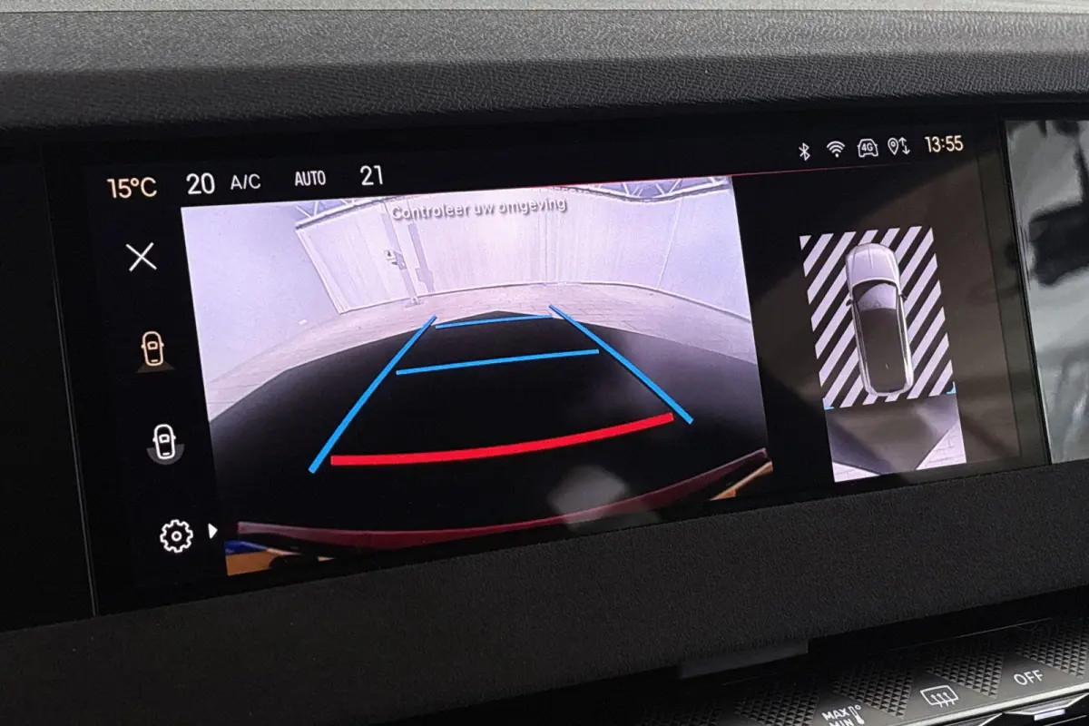 1.2 PureTech Performance Line Automaat Stoel-Stuurverwarming Apple CarPlay All Season Banden