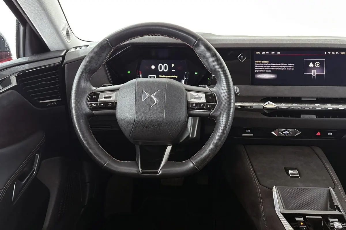 1.2 PureTech Performance Line Automaat Stoel-Stuurverwarming Apple CarPlay All Season Banden