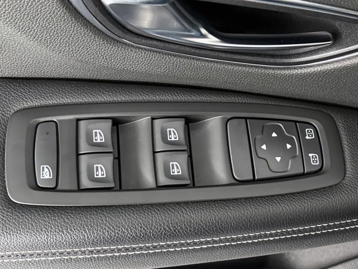 1.2 TCe Intens Trekhaak 1850kg Trekgewicht, Navigatie,Cruise Control,Airco, 20"Velgen