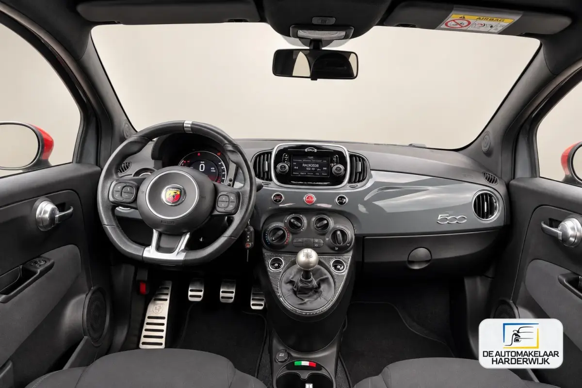 1.4 T-Jet Abarth 595 | SLECHTS 32.790 KM | SPORTSTOELEN | LMV | NIEUWE DISTRIBUTIERIEM |