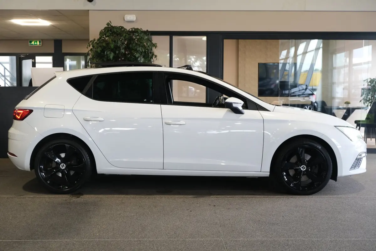 1.4 EcoTSI FR 150PK DSG Pano Airco ACC Navi PDC Cruise