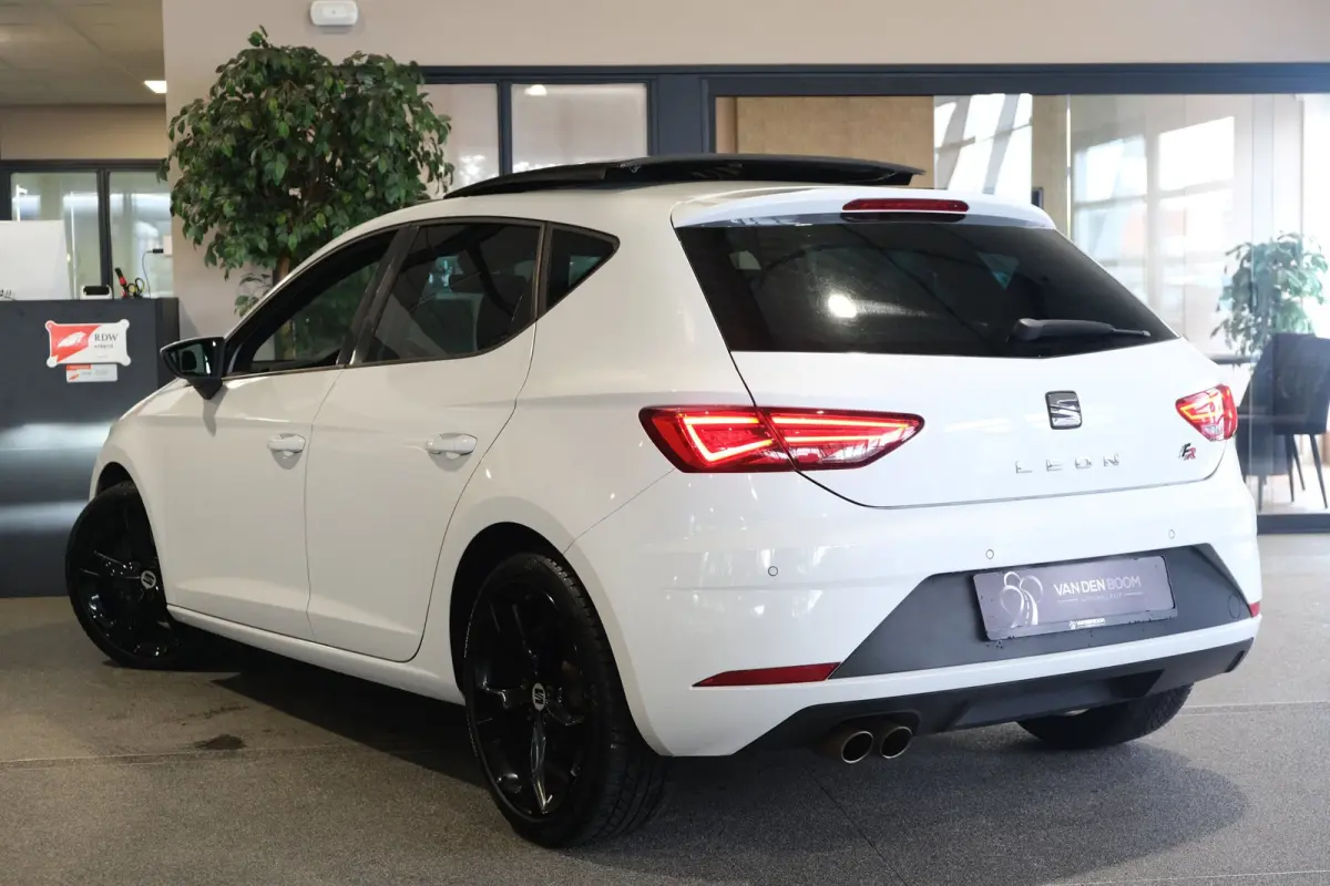1.4 EcoTSI FR 150PK DSG Pano Airco ACC Navi PDC Cruise