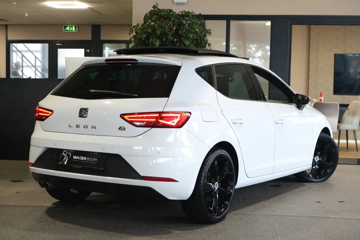 1.4 EcoTSI FR 150PK DSG Pano Airco ACC Navi PDC Cruise