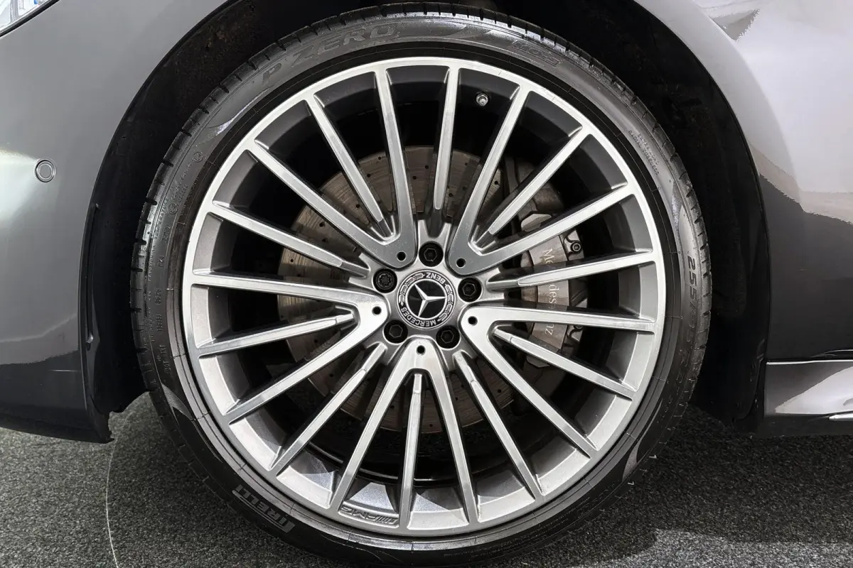 500 4MATIC Lang AMG Line Premium Plus Pack Burmester Pano Achterasbesturing Orig. NL