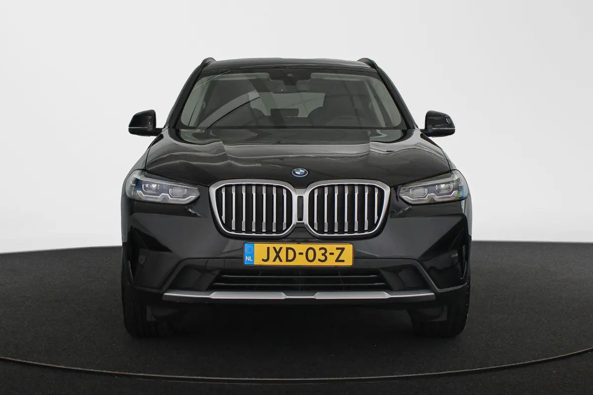 xDrive30e SOH 99% Sportstoelen Stoelverwarming 19" Achteruitrijcamera