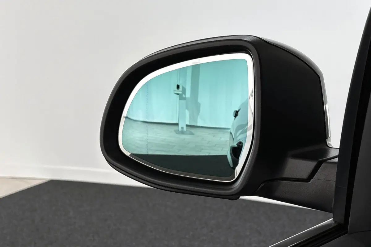 xDrive30e SOH 99% Sportstoelen Stoelverwarming 19" Achteruitrijcamera