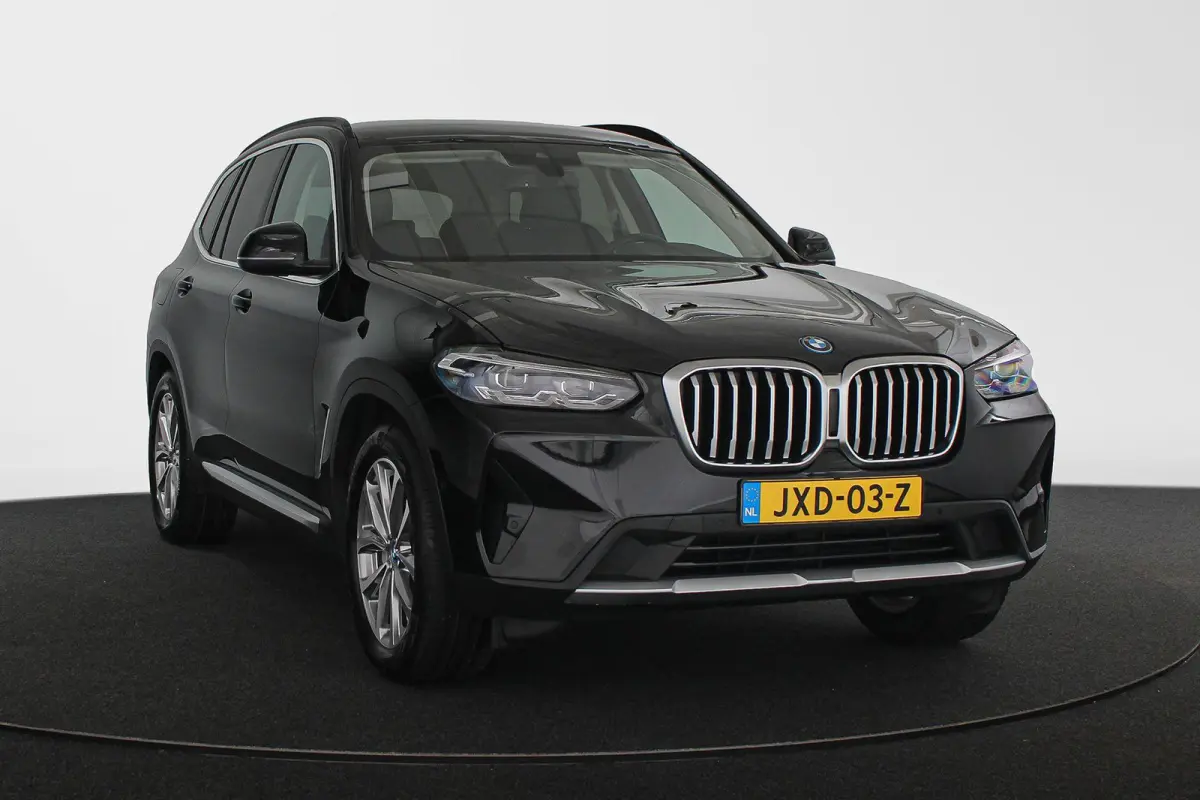 xDrive30e SOH 99% Sportstoelen Stoelverwarming 19" Achteruitrijcamera
