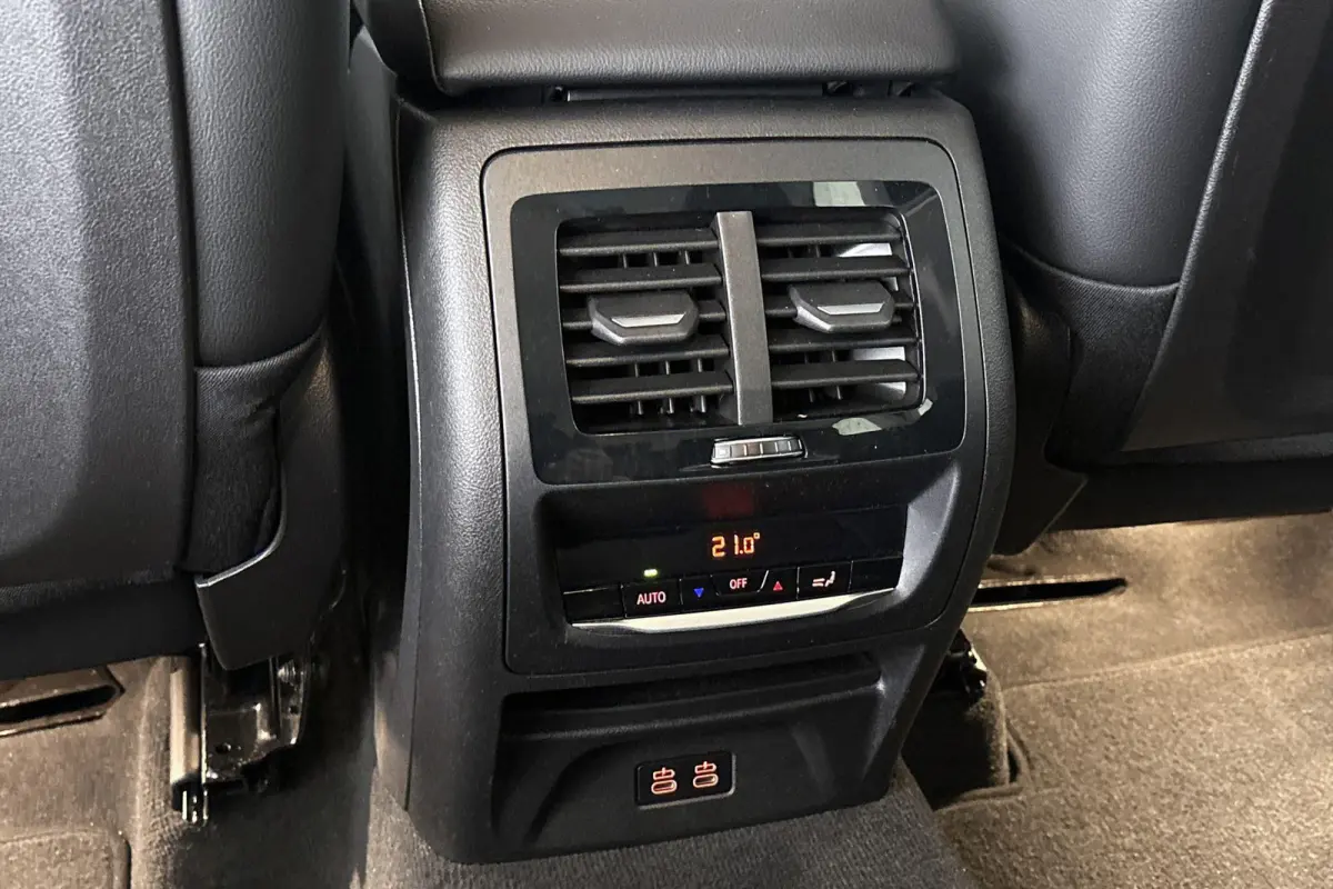 xDrive30e SOH 99% Sportstoelen Stoelverwarming 19" Achteruitrijcamera