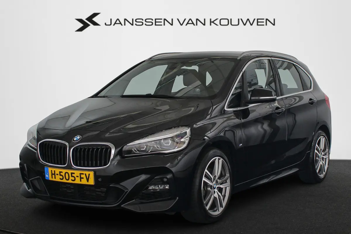 218i High Executive Edition M Sport Automaat Lederen Sportstoelen Stoelverwarming Head-Up LED Koplampen Camera
