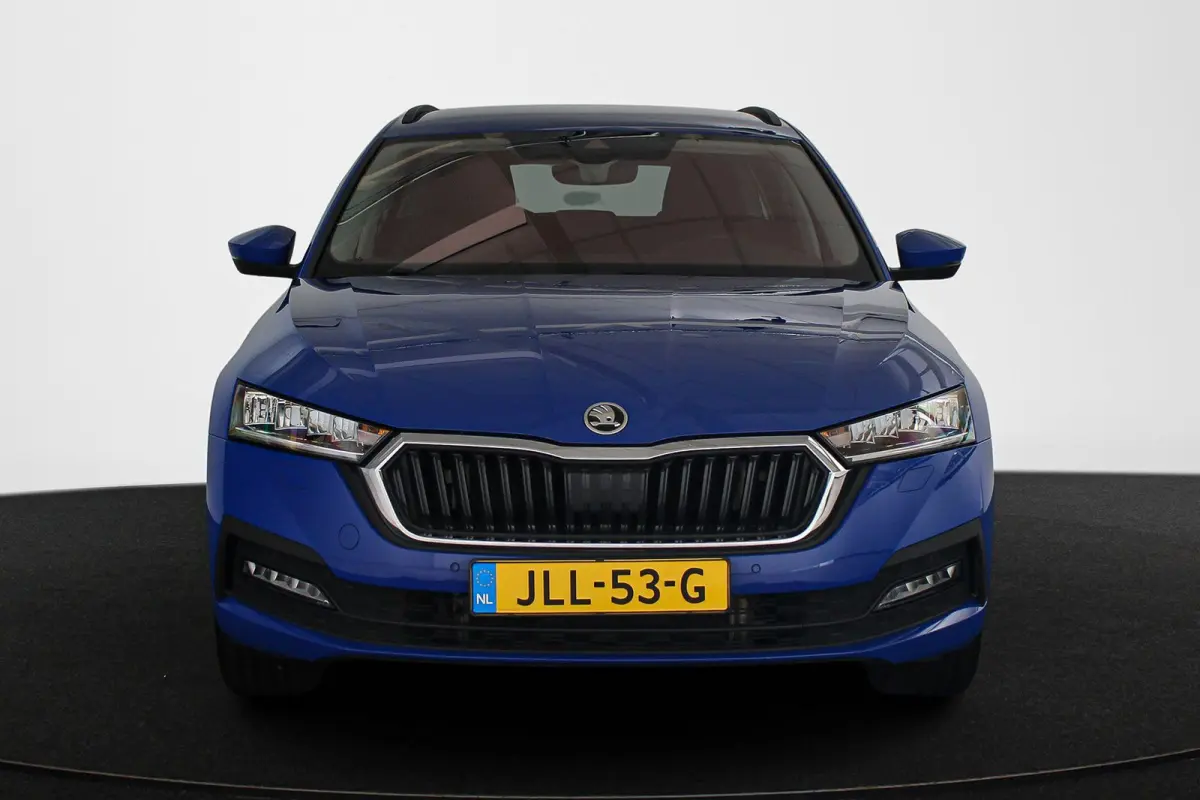 1.4 TSI iV PHEV Business Edition SOH 92% Stoelverwarming Navi Apple Carplay 18" LMW