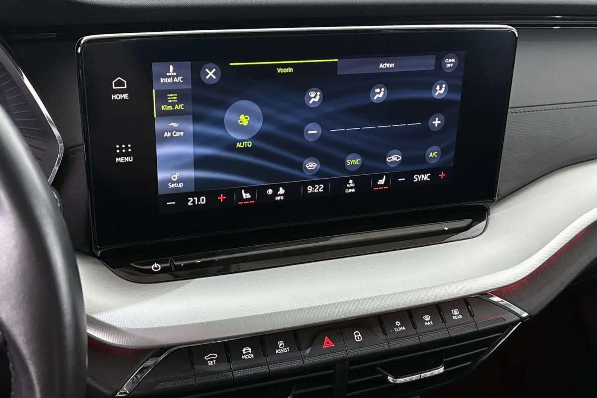 1.4 TSI iV PHEV Business Edition SOH 92% Stoelverwarming Navi Apple Carplay 18" LMW