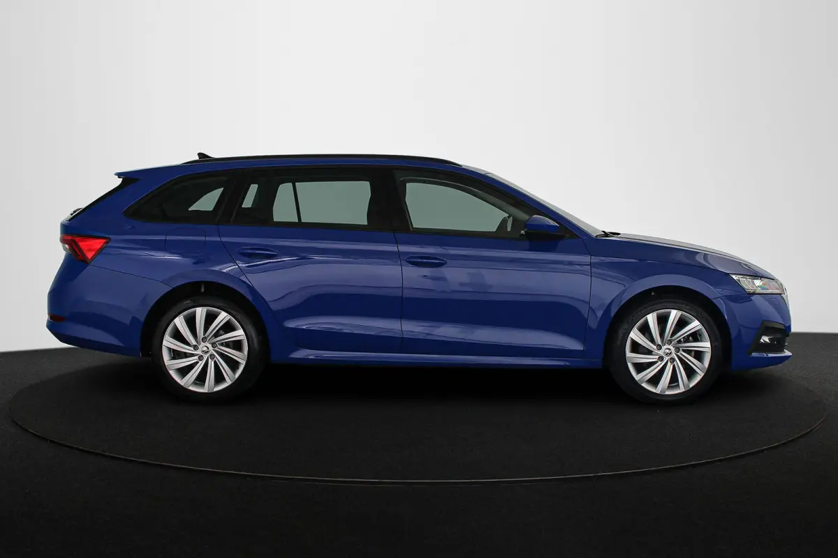 1.4 TSI iV PHEV Business Edition SOH 92% Stoelverwarming Navi Apple Carplay 18" LMW