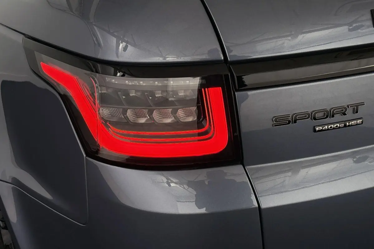 P400e HSE Dynamic Stealth Pano Trekhaak Stoel-Stuurverwarming Luchtvering 21" Velgen