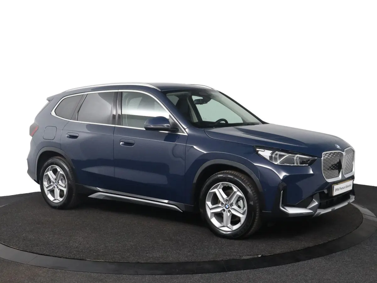 eDrive20 Pure Edition 67 kWh | SOH 100% | X-line | Getint Glas