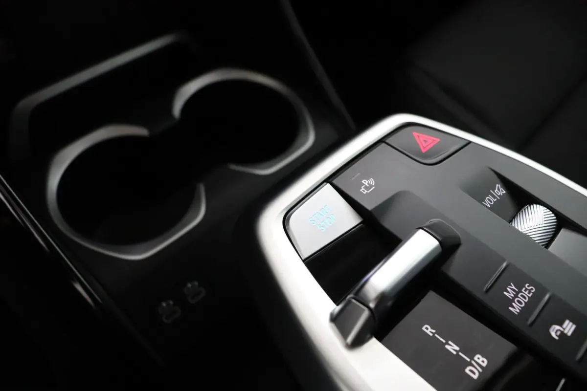 eDrive20 Pure Edition 67 kWh | SOH 100% | X-line | Getint Glas