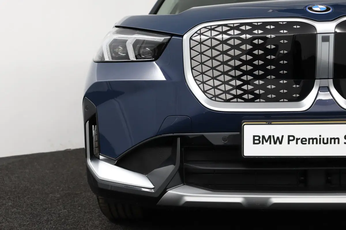 eDrive20 Pure Edition 67 kWh | SOH 100% | X-line | Getint Glas