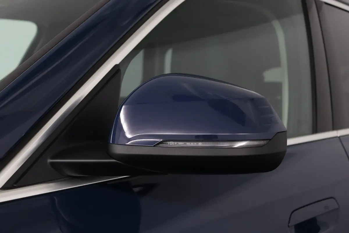 eDrive20 Pure Edition 67 kWh | SOH 100% | X-line | Getint Glas