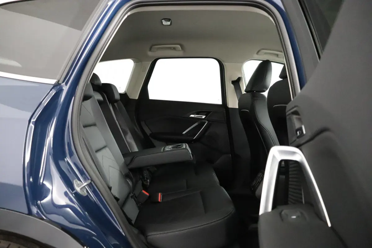 eDrive20 Pure Edition 67 kWh | SOH 100% | X-line | Getint Glas