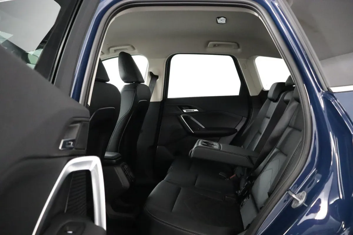 eDrive20 Pure Edition 67 kWh | SOH 100% | X-line | Getint Glas