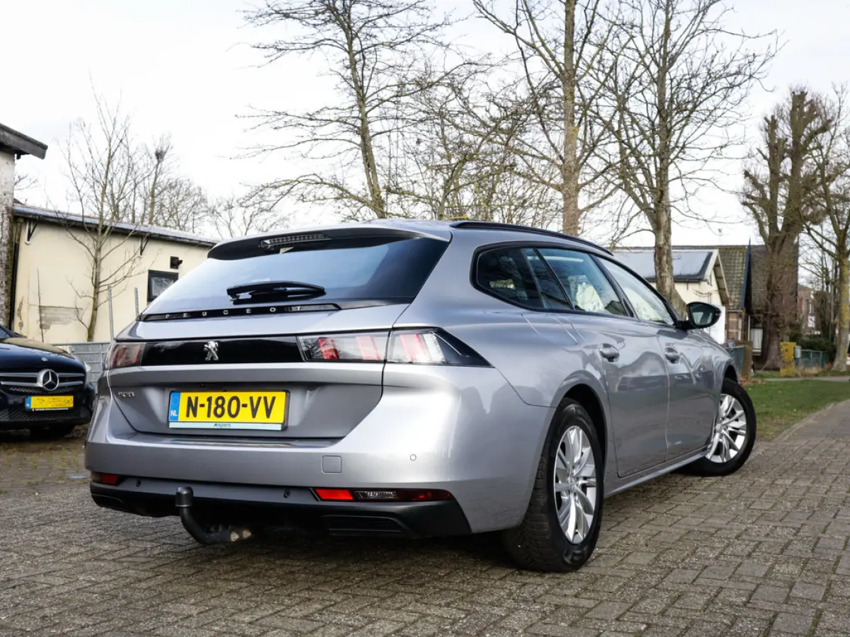 1.2 PureTech Active Pack Business 2e-Eig. & Keurig-Onderh. BOVAG-Garantie. NL-Auto.