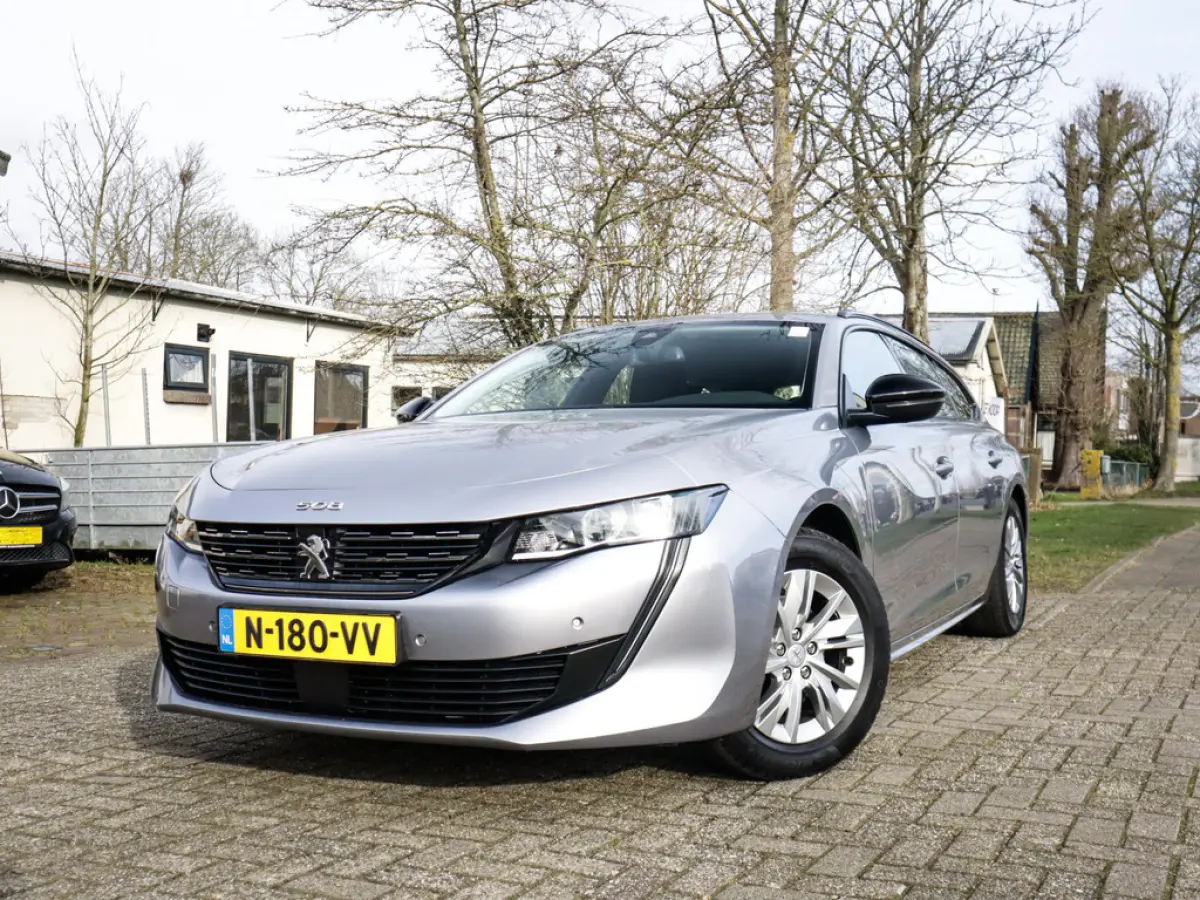 1.2 PureTech Active Pack Business 2e-Eig. & Keurig-Onderh. BOVAG-Garantie. NL-Auto.