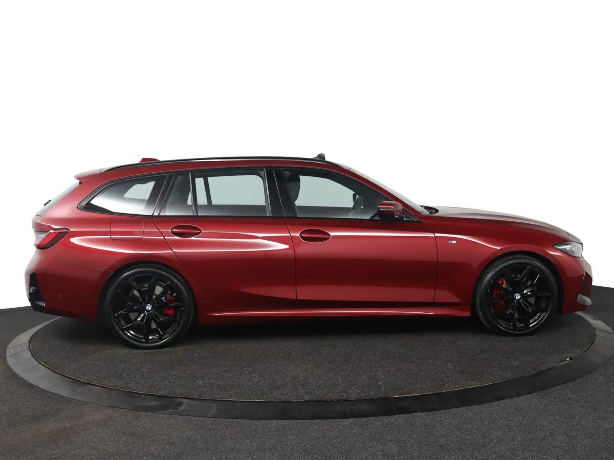 318i | M Sport Pro | Panoramadak | Trekhaak 19" | Stoelverwarming