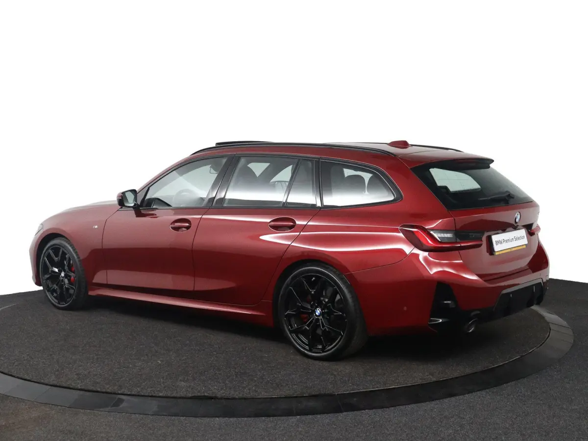 318i | M Sport Pro | Panoramadak | Trekhaak 19" | Stoelverwarming